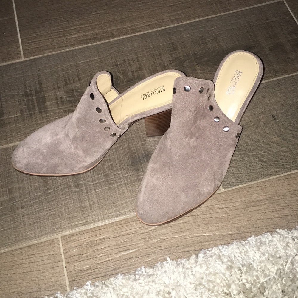 michael kors shoes tan colored